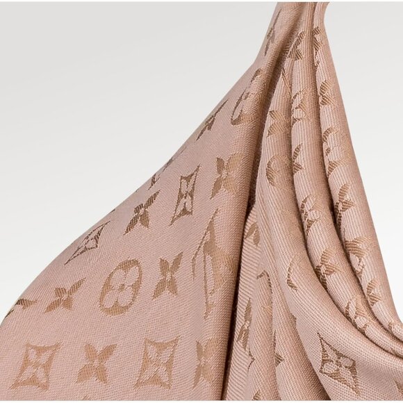 Louis Vuitton Monogram Denim Shawl - NEW! - Picture 3 of 8